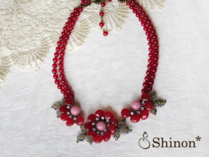 Shinon* 牡丹のネックレス