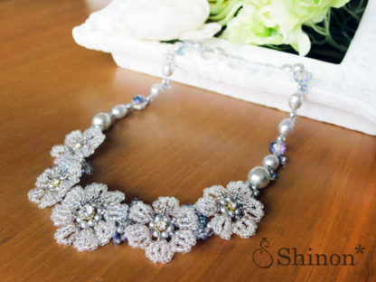 Shinon* flower lace necklace